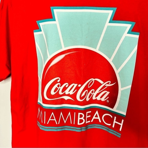 Coca Cola Miami Beach Red Graphic Short Sleeve T-Shirt Size XL - Picture 3 of 4